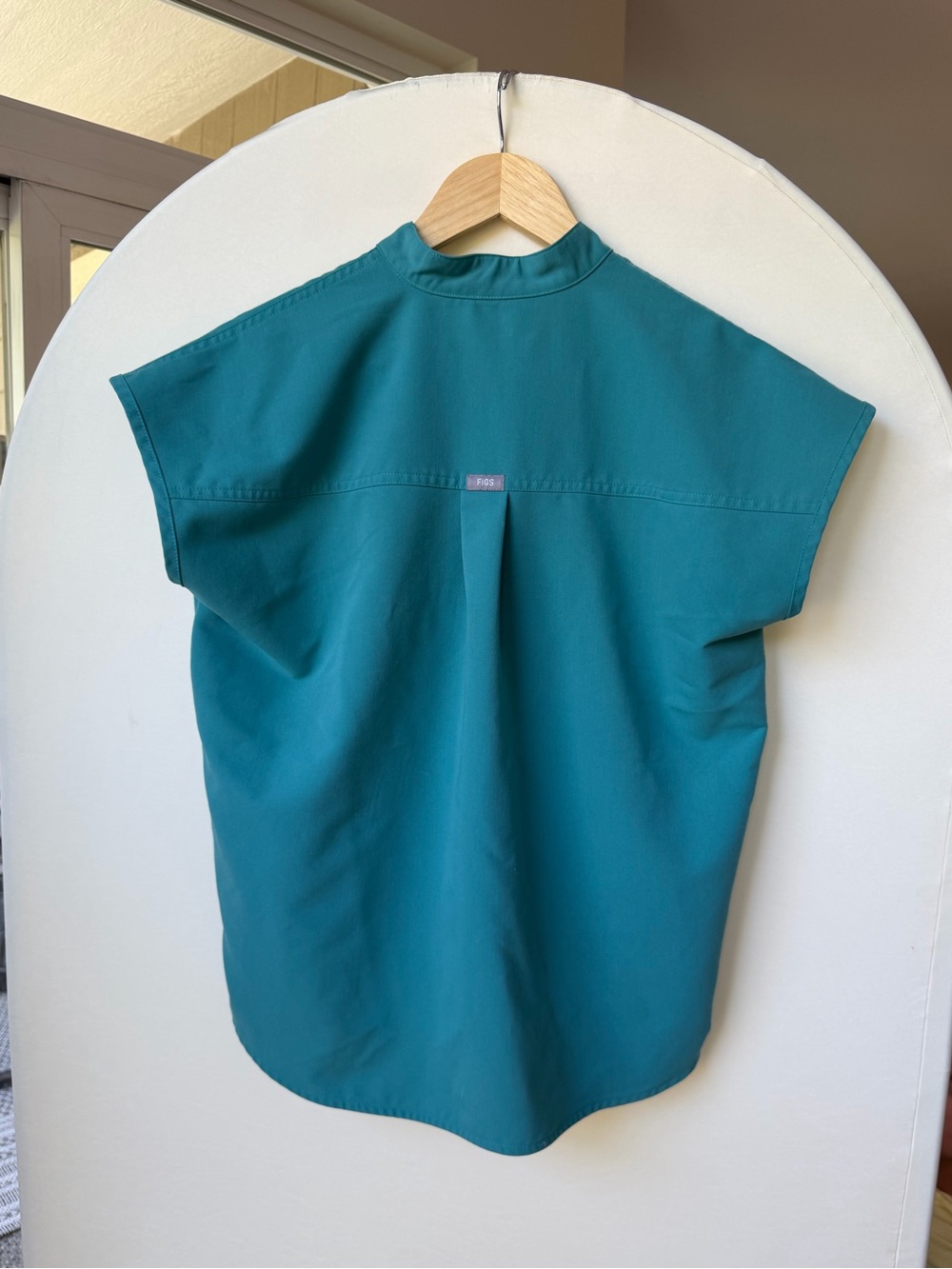 FIGS Rafaela Oversized Scrub Top in Marine / Marine Cactus size XXS - Picture 2 of 5